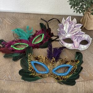Lot of 3‎ Feather Masks Mardi Gras Carnival Masquerade Ball Costume Accessory